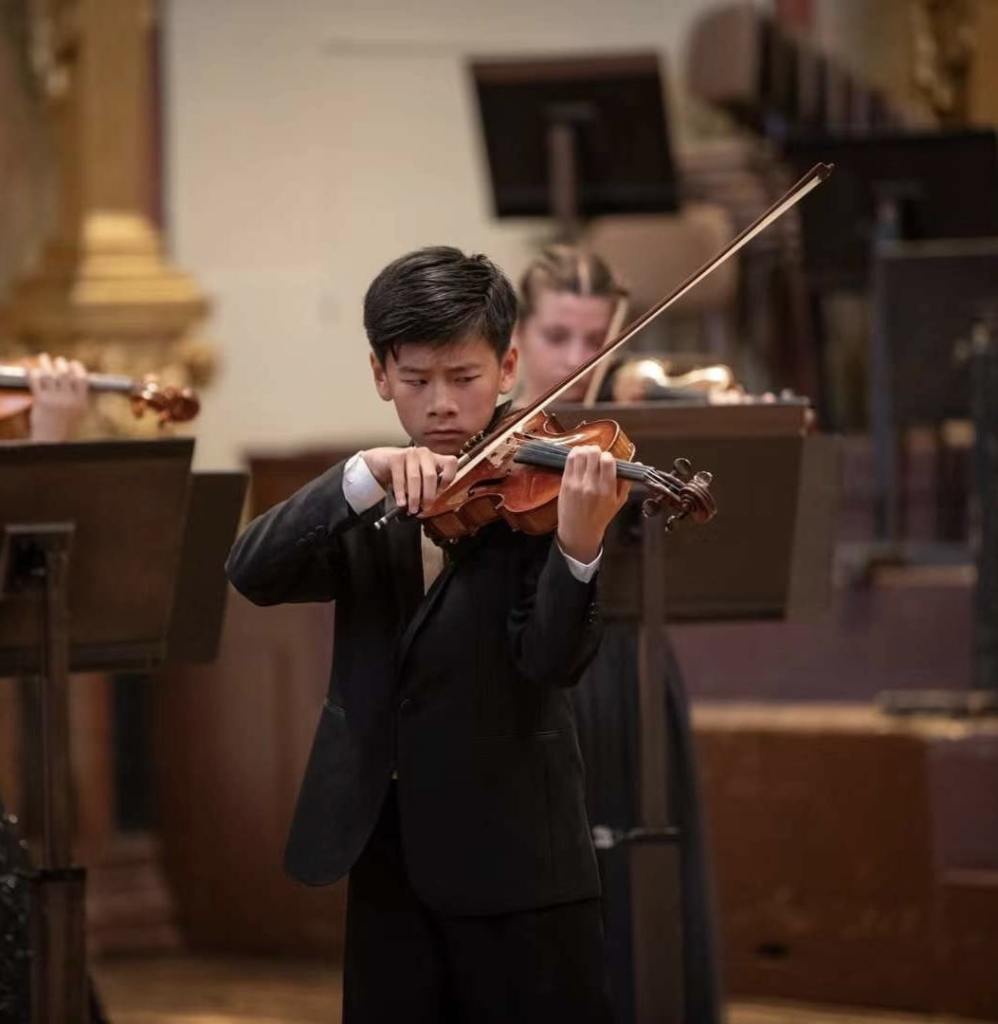 ミュージシャン z Zeen Zhou - Charleston International Music Competition